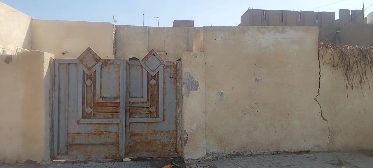 السلام عليكم
بيت في حي العسكري العابد منطقة ال١١ ينباع قطعة ٢٥٠ م ١٠ × ٢٥ 
السعر المطلوب ١٣٥٠٠٠٠٠٠ مع المجال البسيط 
للت اصل خاص على ماسنجر


**إذا كنت صاحب هذا الإعلان وتريد حذفه لأي سبب، رجاءا أرسل رسالة إلى الدعم الفني**