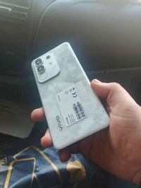 موبايل فيفو y29للبيع جديد لبارحه  شتريته سبب البيع حتاجيت فلوس لحد يكس...