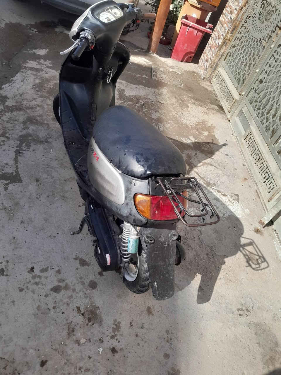 سلام عليكم دراجه قرده ٦٠يرادله ترتيب شغاله سلف هندر السعر ٢٢٥العنوان الشعب رقم التلفون ***********
