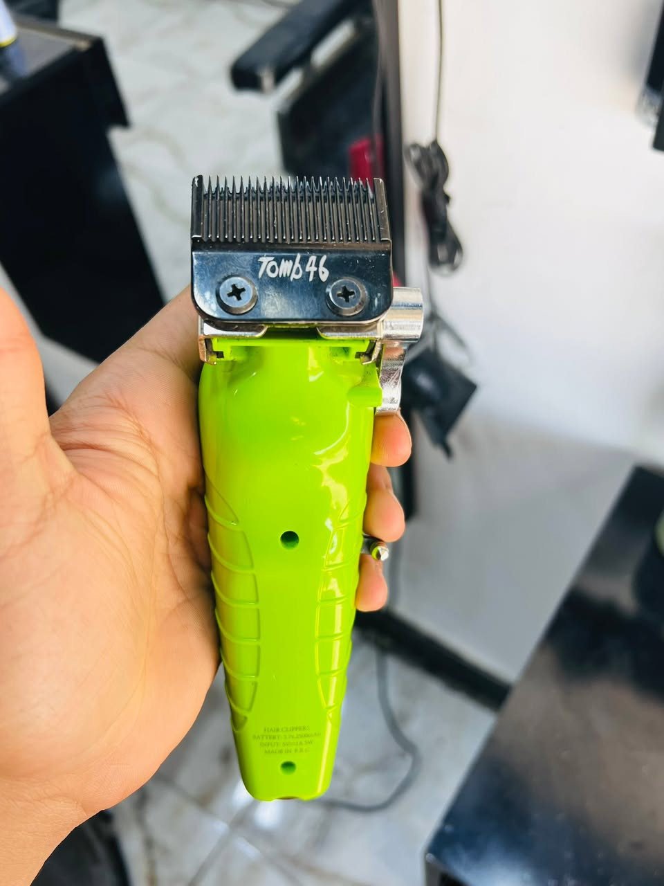 للبيع مكاني سماوه غراض جدد سعرهن ١٥٠.        الرقم  ***********
