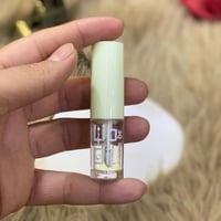 مستحضرات تجميل • للبيع