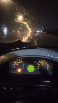 السلام عليكم سايبه للبيع مديل 12 راعي موجود رقم احمر كير ومكينه حلوات *********** السعر 12
