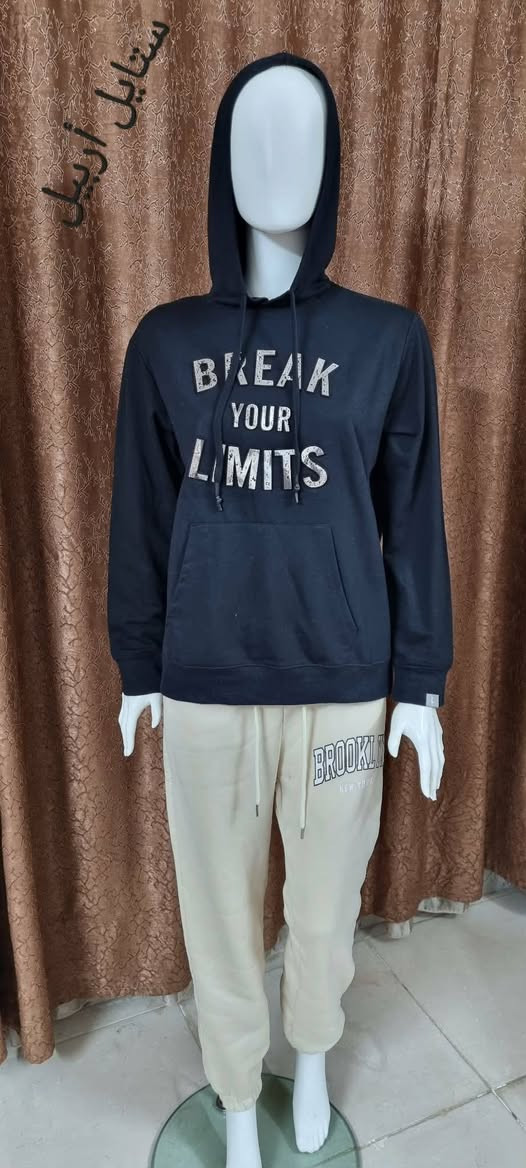 السلام عليكم
تصفية مشروع الله يرضى عليكم بلا كسران بالحلال 
١٠ سويتر 
٧ قطع قياس خاص كبير 
شي ان شتوي ٢٣ 
١٥ صيفي 
٢ قماصل شتوي ثخين 
 ٢٥  قطعة جيك بوينت ..
المجموع ( تقرييا ) ٨٠ قطعة او اكثر 

كله جديد مو باله اغلبه بعده ليبل اصلا 
الي يدفع اكثر من 250 الف بالعافية علية شايف عليهن كل الخير ان شاء الله 
يعني تطلع القطعة عليك تقريبا ب 3000 دينار  .. وين اكو هيج شي .. للعلم بس قطع الجيك بوينت سعرهم اغلى من 250 الف اهل الاختصاص يعرفون القصد 
وتذكر قول الله سبحانة وتعالى ( ولا تبخسوا الناس اشيائهم )
صدق الله العظيم 
لا تكسر بالحلال حتى لا ادعي عليك بصلاتي وانت براحتك بعد 
العنوان : ( اربيل )
يوجد توصيل داخل اربيل

ملاحظة : هاي الصور اثناء العرض بالمشروع بيهن الي بعته وبيهم بعده واكو ما مصوره بعدني


**إذا كنت صاحب هذا الإعلان وتريد حذفه لأي سبب، رجاءا أرسل رسالة إلى الدعم الفني**