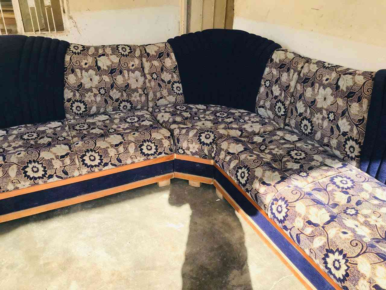 السلام عليكم يوجد تخم قنفات شغل الموصل
اتصال ***********7
