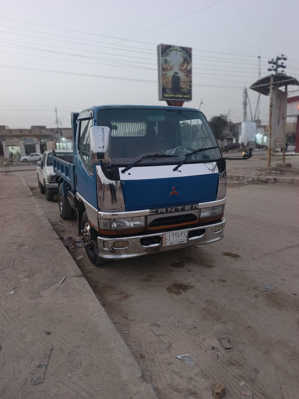 للبيع كنتر بزون فحل متسوبيشي العمارة ميسان ***********
