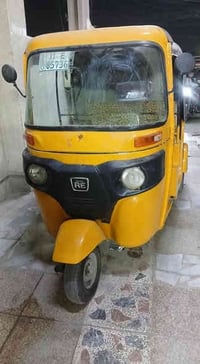 تكتك للبيع موديل ٢٠١٨ مرقمه مصبوغه عام السعر ٤و٣٠٠ مكاني بغداد شماعيه ...