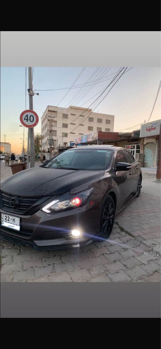 ئالتیما 2017 
مواسفات sl . plus فوول 
ڕەقەم و سەنەوی نوێ 
ڕۆیشتن / ١٠٨ هەزار میل 
گێڕ و مەکینە کەپس 
چاملغ و دەرگا کلێری ئەمریکا 
دووبست تەعدیلیشی هەیە 
کەمەک بەدەنەی گرتیە 
ئێڕباگ تەنها سوکان 

نـــــــرخ    ۱۲٤ وەرەقە مجال
***********واتسب أربيل, العراق
