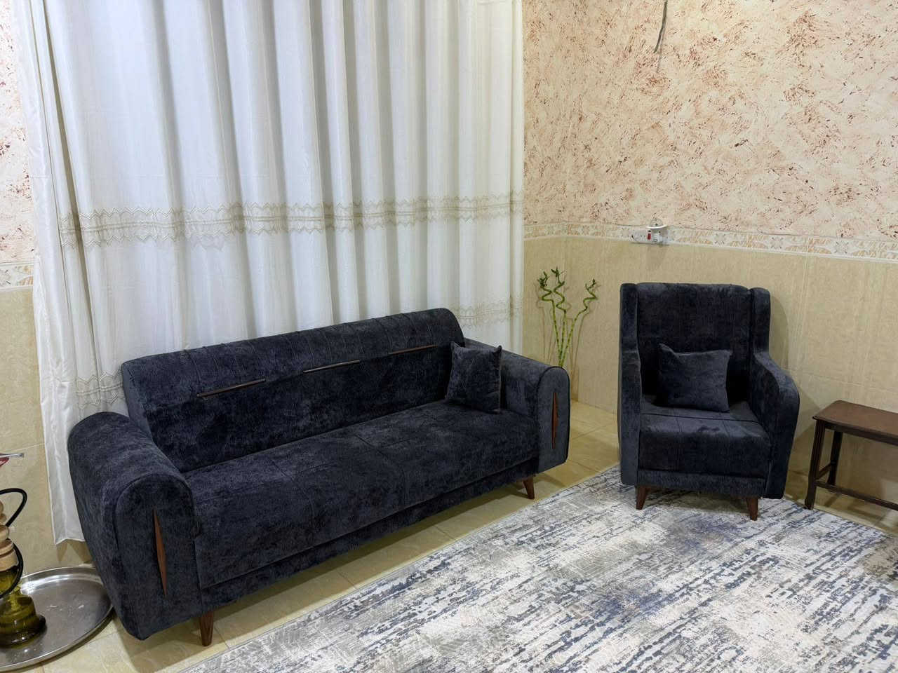 تخم قنفات تفصال ثكيل شغل درجه اولى ضمان ٣ سنوات بي استعمال ٣ تيام فقط 
مزاد مهدي خانقيني

خانقين محطه خلف مركز شرطه ازادي

***********
