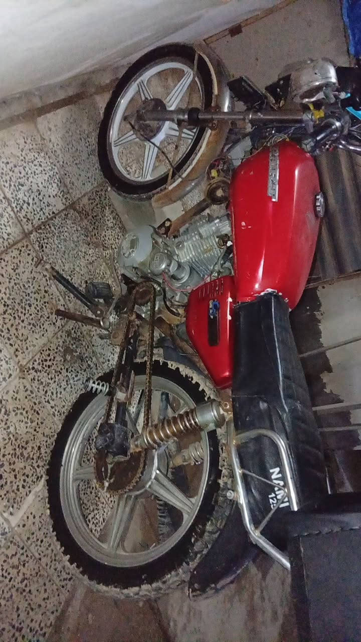 دراجه بارت للبيع المكان تقاطع الجيزاني***********
