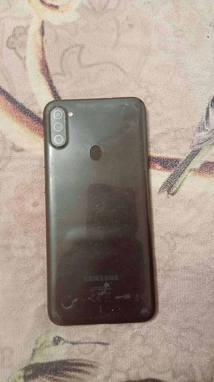 السلام عليكم سامسونك A11
سعر 50 مكاني حي النصر 
*********** متوافر وتساب
