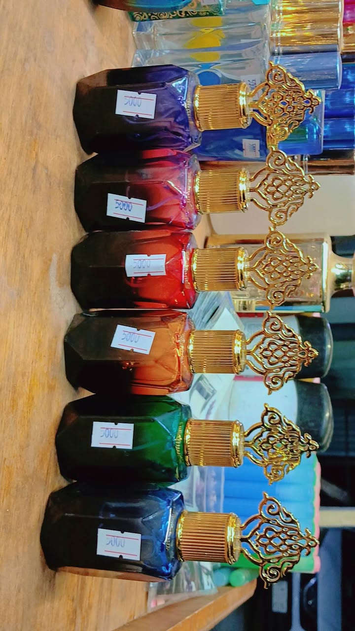 نـــور للعطور ألمركزة 🤍
عرض خأص لمدة 3 ايام 🔥

زجاج عروسة 10ML القطعه ب2 الفين  3 قطع ب 6 وال 4
مجاني

زجاج 35ML بجميع الأشكال وال الألوان القطعه ب 5 الف 3قطع ب 15 وال 4 مجاني 

زجاج لاكجري 60ML القطعه 10 الف 3 قطع ب 25 الف

زجاج الورد 50ML القطعه 8 الف 3 قطع ب 20

زجاج نص توله مسك القطعه 5 الف 3 قطع 15 الف وال 4 مجاني 

زجاج بلاستك القطعه 1 الف عرض خاص ب 500 دينار 

انواع العطور 💥
1-شاليز 
2-غرام أليل 
3-جكليت اسود 
4-ألمثيرة 
5-أثارة 
6-بربري هير
7-انا الأبيض 
8-دولشي كابانا L3 
9-بلاتينيوم خاص 
10-سوفاج 
11-دنهل دزاير 
12-لافي بيلي 
13-لانكوم 
14-الرحاب الازرق 
15-الرغبة
16-مسك الطهارة 
17-212 
18-كول وتر
19-هاواي 
20-فنتازي وسط اليل 
21-هافوك 
22-وان مان شو 
23-لاكوست سبورت 
24-مكياج 
25-دنهل احمر 
26-فندي 
27-بكرات روج
28-رويال بلاك 
29-سكادا تاج 
30-شيخ زايد
31-جنسي جدا الان 
32-ليدي وردي 
33-ليدي بنفسجي 
34-سكاندل كولتير الفضيحه 
35-جادور 
36-امير الشباب 
37-بيبي جونسن 
38-بربري R 
39-اغراء 
40-كاردينيا 
(العطور ثبات وفوحان ) 

يوجد توصيل داخل المحمودية 🚗

ألعنوان المحمودية مجمع القادسيه مقابل ماركت المصطفى
 
*********** واتساب 💬
