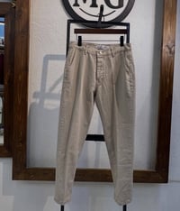 جينز XT • مقاسات ٣٠-٣٨ • توصيل محافظات