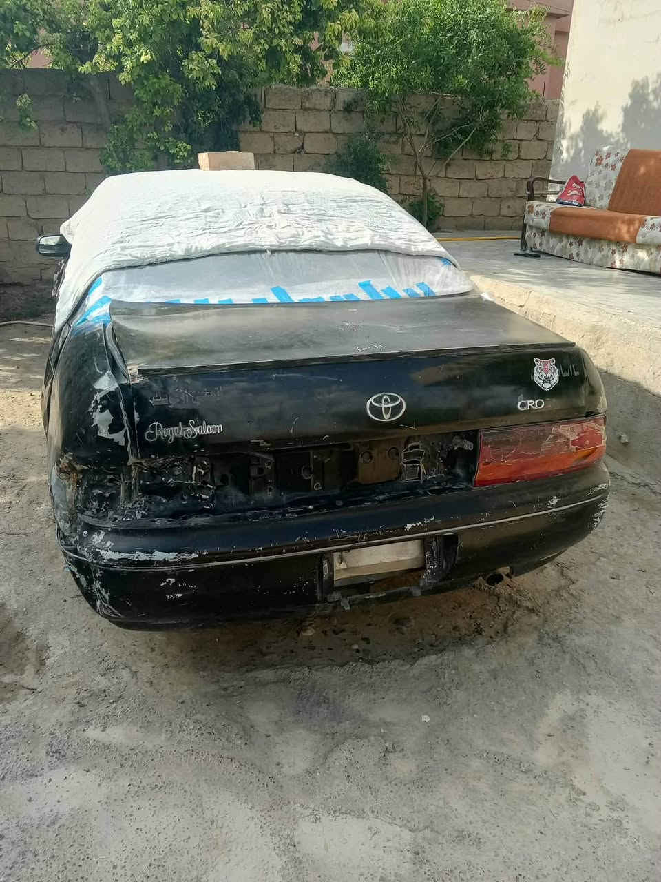 السلام عليكم للبيع بطه متصل بيهه بس هل ضربه ومكفوله 
دوله وعشاير مسجله سنويه صاقطه راعيهه ماندلو كير ومحرك ففتي 2500المرقوب گیر شرط محرك فار يطق فقط كلفك 0الف للعلم السياره شغاله ومدوشمه جديد مسجل 
شغال كهربائيات شغاله تشغل وتمشي بس باتري هابط السعر14وبيهه مجال وكل الهلا *********** إشارة
