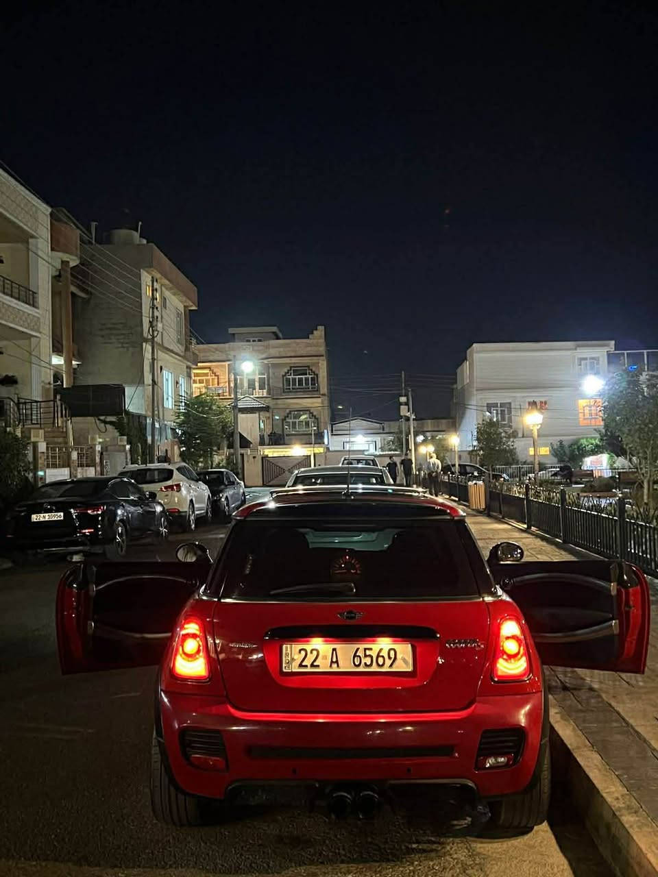 مینی كوپه‌ر ٢٠٠٩ 
فول فول مواسه‌فات پانۆراما به‌سمه‌ شاشه‌مان لۆ به‌ستایه‌ كار پله‌ی بێ سبوغه‌ لێدرانو هیچی نیه‌ مه‌كینه‌و گێڕو هه‌م شتی به‌شه‌رت . 
سعری 80 وه‌ره‌قه‌و كه‌مه‌ك معمله‌ 
*********** أربيل, العراق
