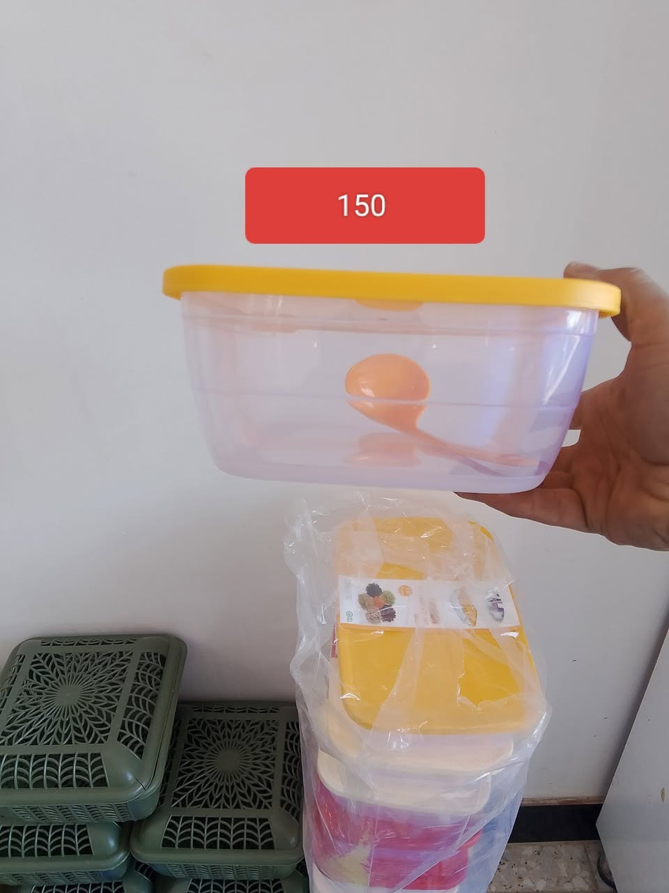 محل حاجه الف
عنواني جسر ديالى القديم 
جامع طاهه شارع سبيس 
وهذا رقم واتساب ‏‪0788 655 3385‬‏
