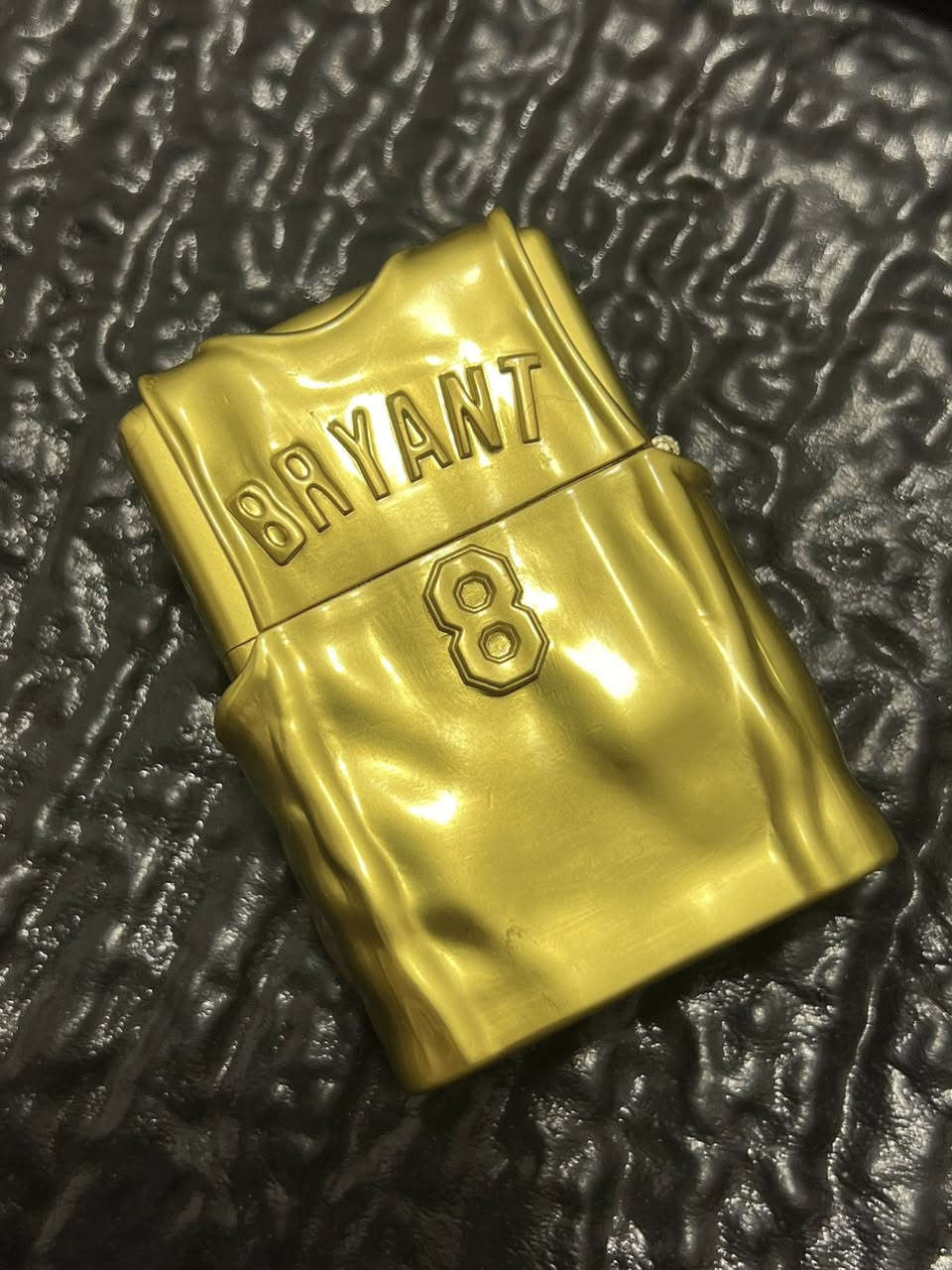 السلام عليكم
قداحه ف ت ي ل
النقش بارز
غير مستخدمه
طلاء ثابت
السعر 25 الف
***********
