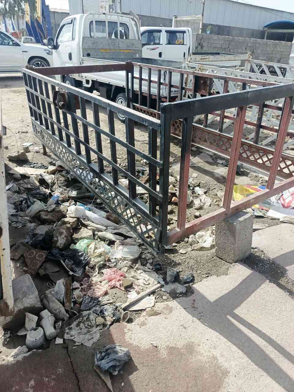 للبيع محجرات كيه بنكو 
الاحمر مال كيه ١٩٩٤ سبعه چنكال السعر ١٢٥
الاسود مال كيه ١٩٩٦ ثمانيه چنكال السعر١٢٥
مكان بغداد حي النصر 
***********
