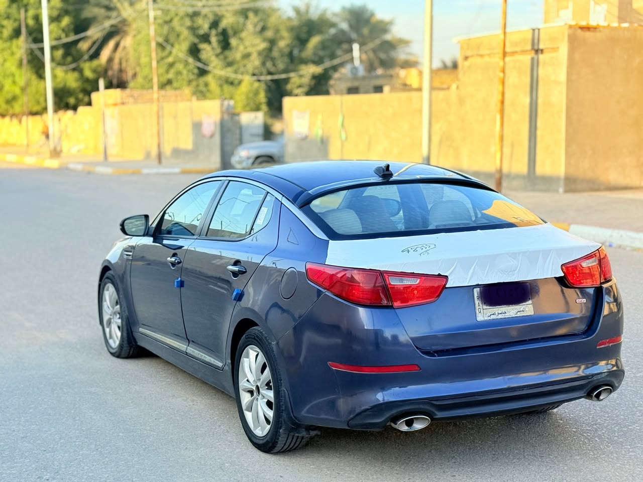 السلام عليكم كيا أوبتيما 2015امريكي حره بسمي مداور ثاني يوم رقم مثنى سنويه جديده هزه جديده جاملغ وبنيد بدون عابر وبيه قطعتين صبغ بدون اي ضربه عابره مكينه كير حداديه تخم تاير تبريد محرك 2400 موصفات تحكم استيرن جهتين شاشه كامره بلاثوث حاكيه نظام ايكو سيارت جديده بمعنى الكلمه ما ناقصه شي سعر 97وبيه مجال بصيط لاستفسار ***********مكان السماوه المركز
