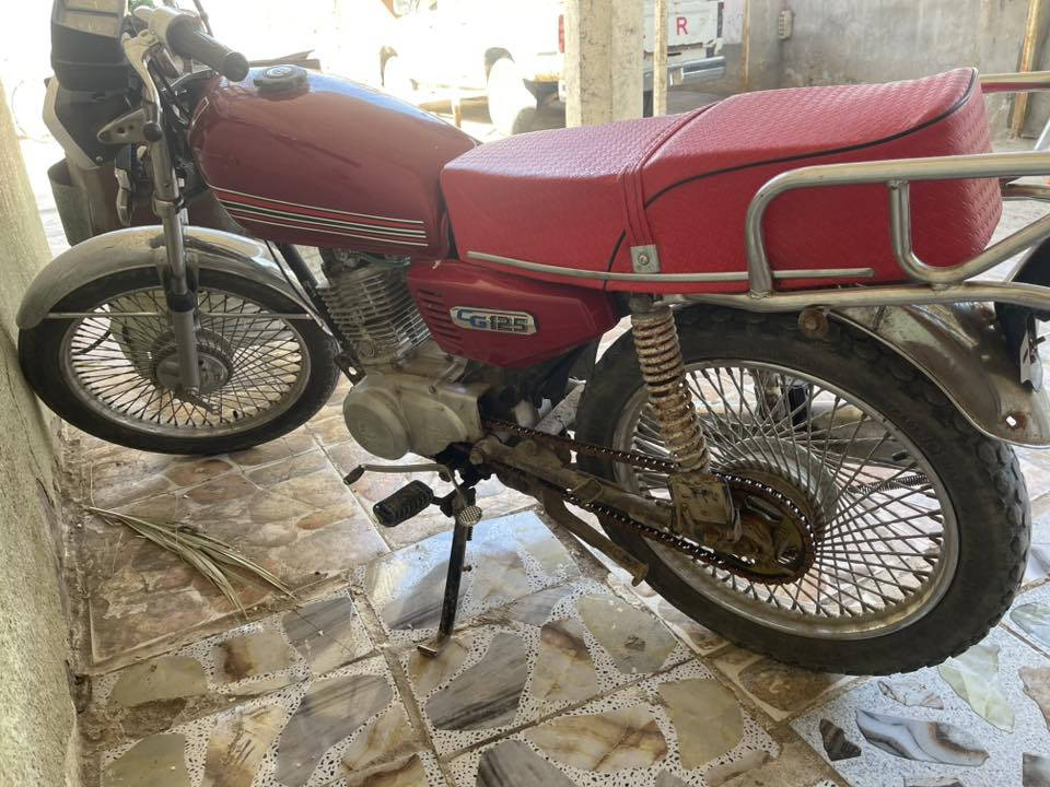 السلام عليكم دراجه للبيع كلك عليها مكينه خمسه كير ب300 وبيها مجال بسيط***********
