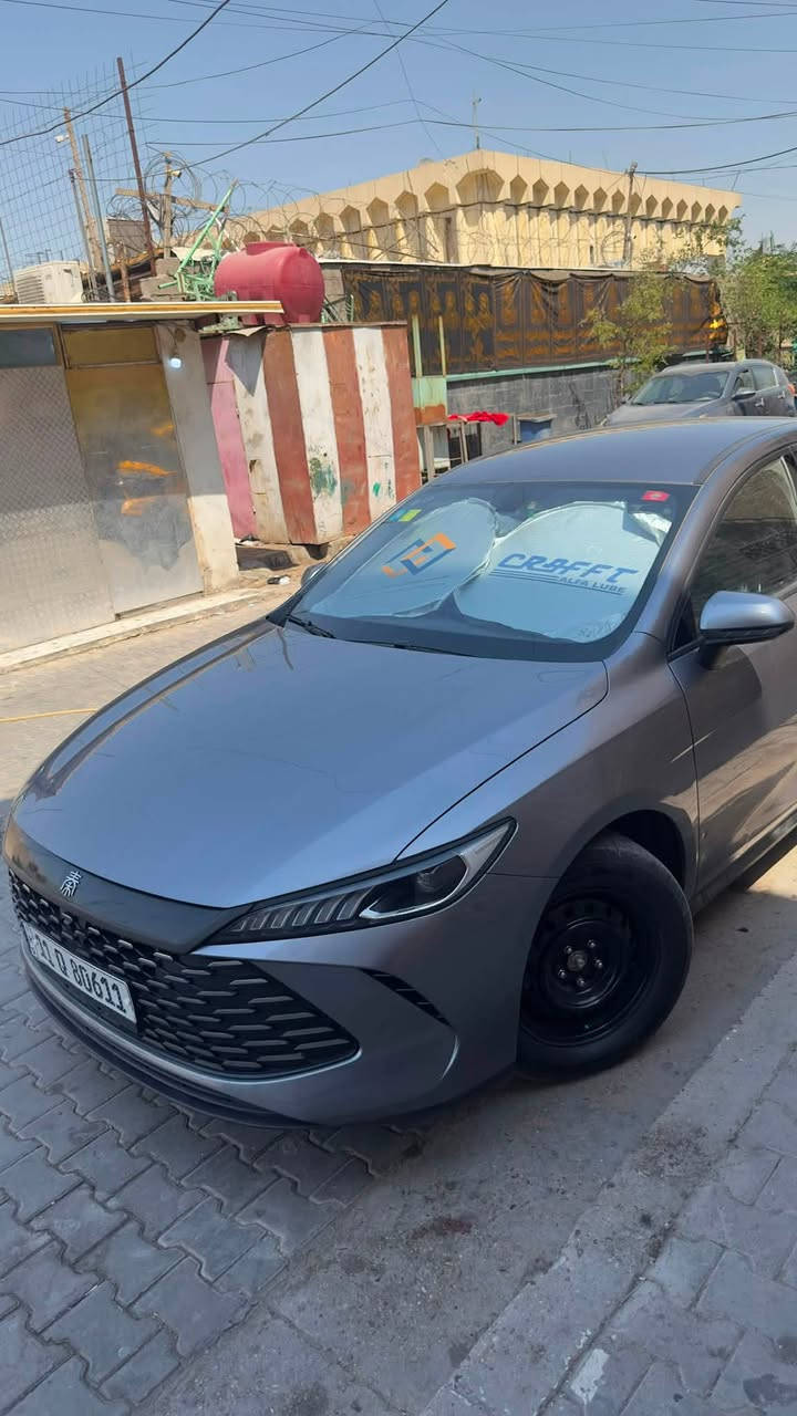 BYD kin plus
 2025
سيارة ماشية ٣٣٠٠ يعني زيرو
سيارة بيها رصعات وبارد 
بس بيها اضافات مثل نشرة وو يلات وتخم للزينة 

١٧،٤٠٠ 
عنواني مدينة الصدر 
***********
