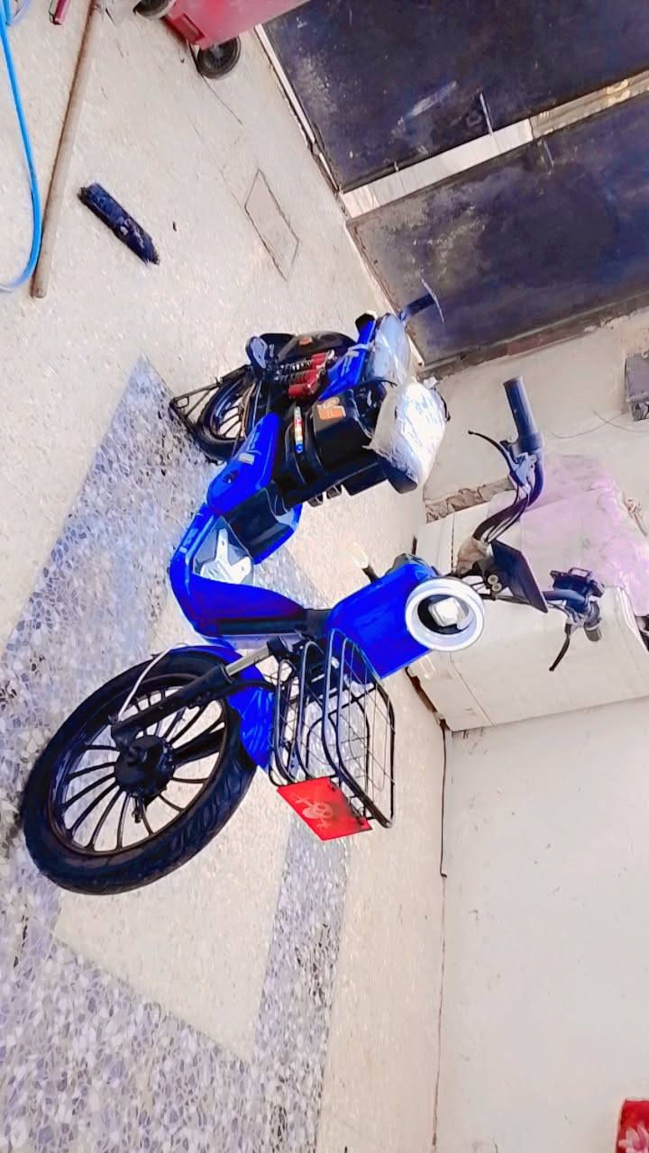 دراجةشحن حلوةونضيفة تشغل ربع شاير وتشغيلهةسويج وبصمه وكرت الدراجة ماناقصهةشي بس بطاريات تعبانة. موديلهة. 2024 مكاني البياع حي المعالف سعرهة 450. وبيهة مجال رقمي ***********. بي واتساب
