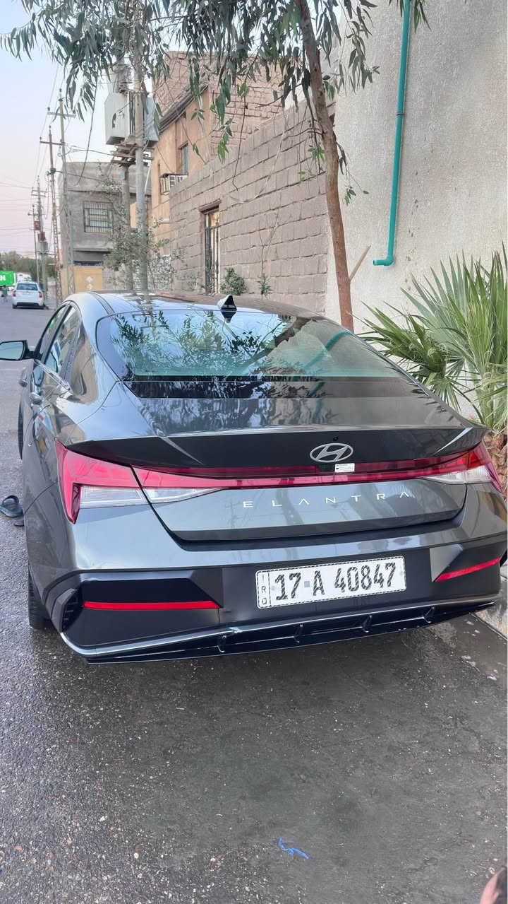 موديل24 معوقين مثنى قطعه واحده 
سعره155$ وبيه مجال 
*********** بصره القبله الزبير, البصرة
