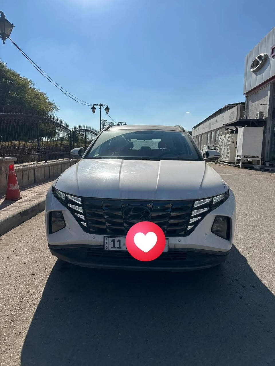 سلام عليكم للبيع توسان موديل 2024السياره بعدها بحالة الزيرو ماشيه 14الف كلش نضيفه ومكفوله كفاله عامه بنورما فول مو عاديه مكاني الكاظميه ***********
