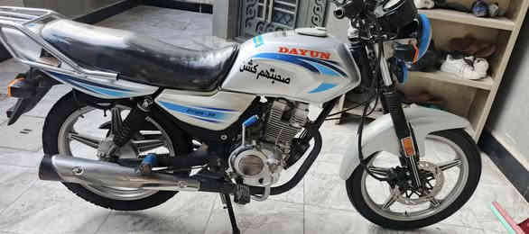 سلام عليكم شباب دراجه دايون موديل 2021 شرط برغي مامفتوح مكفوله كفاله من التاير للتاير اوراق اصولي كهربائيات كلها شغاله من الاشارة للسلف مكان كربلاء حي النصر سعر مليون و ٥٠ / ١٠٥٠ رقم واتساب او اتصال ***********
