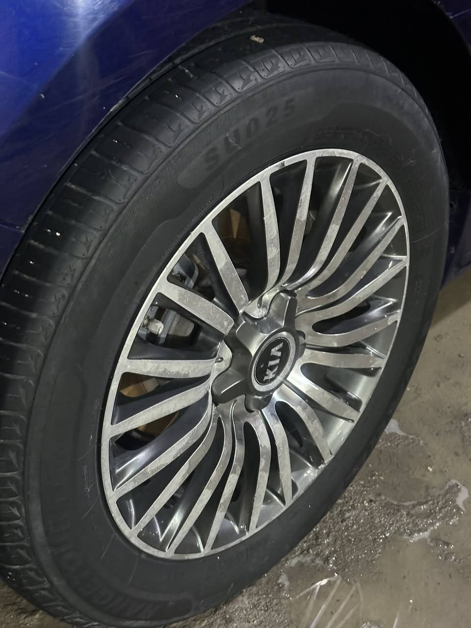 سلام عليكم اوبتيمه موديل 2017 وارد امريكي حادث بنيد مصلح نفسه وقبق الجنطه مصبوغ  سياره جديده مال جناي مانقصه شي مكينه كفاله من التبخير والتنقيص ولادوانز 2400كير خير من الله حداده جاهزه تخم تاير  تبريد +تدفئه مواصفات نص فول اشاير بل مري تحكمات استيرن شاشه تاب كبيره +كامره حديد مسار مانع انزلاق لايت زنون بعد معروفه مواصفاته رقم جديد ذي قار الدولي سنويه 2030 تحويل ثاني يوم سياره ليبل واحد مكاني ناصريه الجبايش 
سعر 115بيه مجال للشراي 
***********
