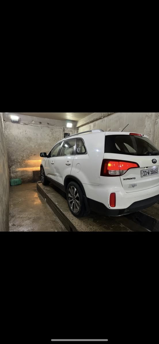 السلام عليكم سورنتو ٢٠١٤ خليجيه  سونارها بل منشور بيه أرباك طاك بجم مكفول  لغود شواصي مكفوله بيه قطعتين صبغ واكع عليه بطش وقطعه بارد ***********
