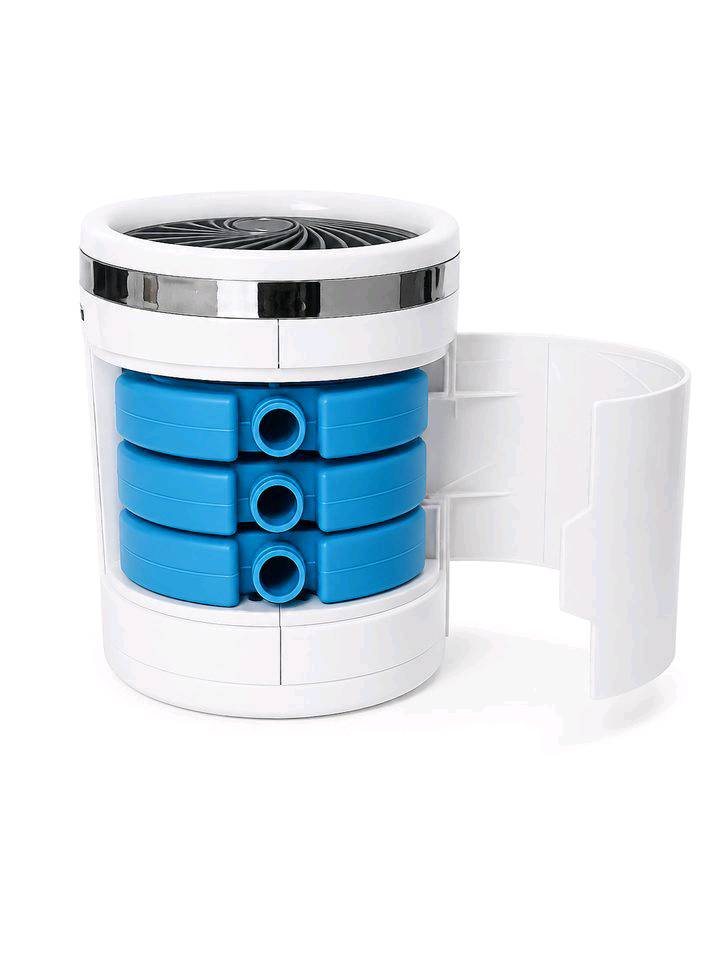 Arctic Cool Ice Jet مبرد هواء شخصي 

.استمتع بأجواء باردة ومنعشة أينما كنت مع Arctic Cool Ice Jet،.

المميزات:

. تبريد سريع وفعّال للمساحات الشخصية.

. 3 سرعات للمروحة (منخفضة – متوسطة – عالية).

. يعتمد على الماء وحزم التبريد للحصول على هواء أكثر برودة.

. إضاءة LED مدمجة بـ 7 ألوان.

. تشغيل هادئ ومناسب أثناء النوم أو العمل.

. مخرج هواء قابل للتوجيه.

. استهلاك منخفض للطاقة.

. تصميم خفيف وسهل الحمل.

. يوفر تبريدًا يصل إلى 4 ساعات تقريبًا مع حزم التبريد.

. يعمل عبر كابل USB.

محتويات العبوة:

مبرد Arctic Cool Ice Jet.
3 حزم تبريد قابلة لإعادة الاستخدام.
كابل USB.
دليل الاستخدام

الموديل: 18008
الطاقة: DC 5V / 1500mA
شنو حالة المبرد هسه؟ جديد لو مستخدم، وإذا مستخدم شكد مدة الاستعمال؟: 
جديد
هل متوفر توصيل داخل العراق؟ وإذا نعم شكد كلفته أو شلون يكون الاستلام؟: 
نعم 5 آلاف لجميع المحافظات عدا بغداد3آلاف
هل بيه فحص قبل الاستلام أو أي ضمان على المنتج؟: 
نعم فحص المنتج قبل الأستلام