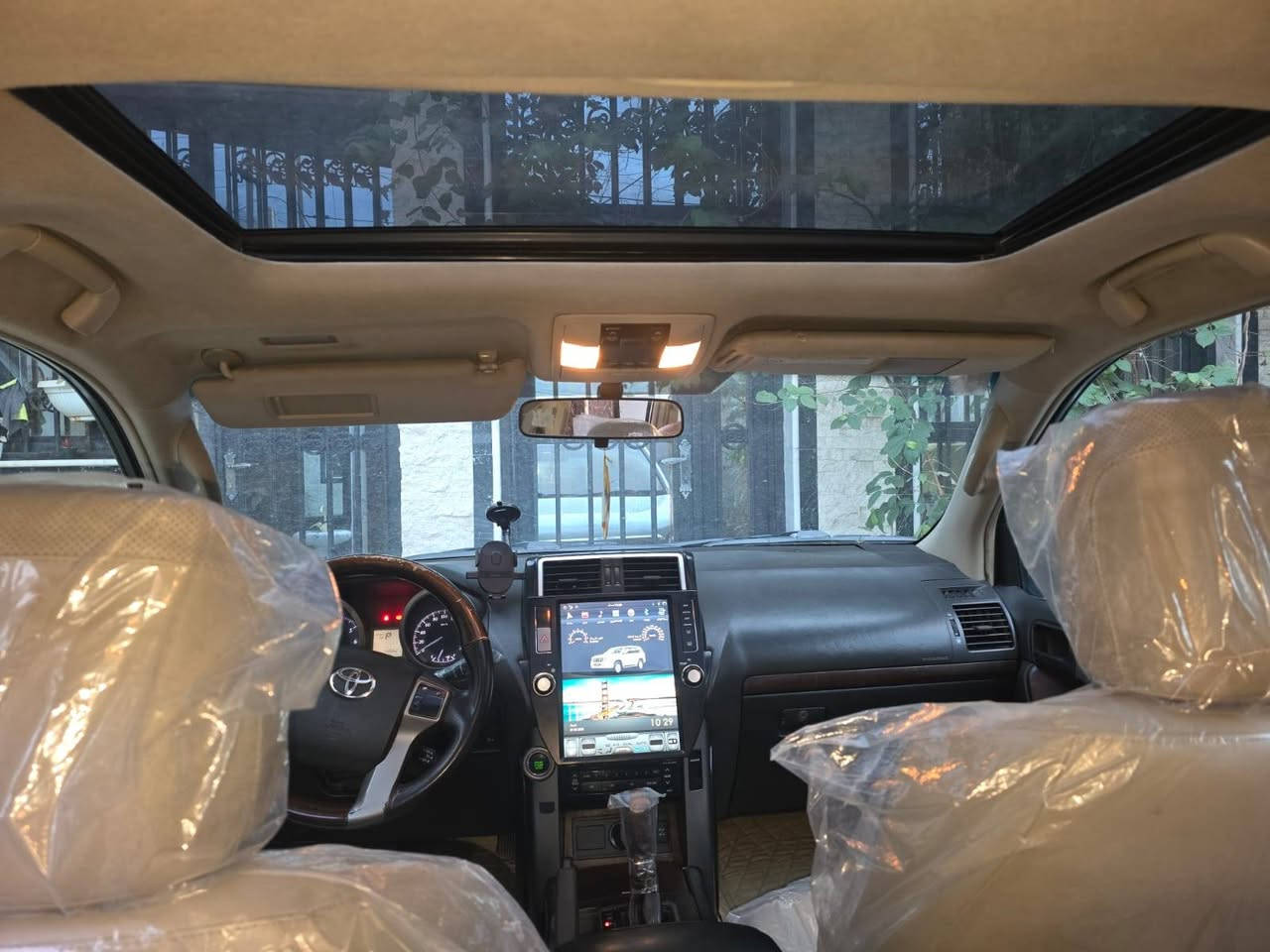 تويوتا لاند كروزر برادو 2012 محدث (2017)
المسافة المقطوعة: 145000 كيلومتر
المحرك: 6 سلندر – 4000cc
فول مواصفات فئة TXL
 أضرار السيارة:
• مكفولة من الحادث
• السونار مرفق مع الصور
تفاصيل إضافية:
• رقم السيارة: بغداد الدولي الجديد
• باسم المالك تحويل مباشر

🛑 السعر سوي تعليق يصل مباشرة 🤖 

• لون السيارة: ابيض صدفي
مكان السيارة: الحلة – بابل

رقم صاحب السيارة 
***********
