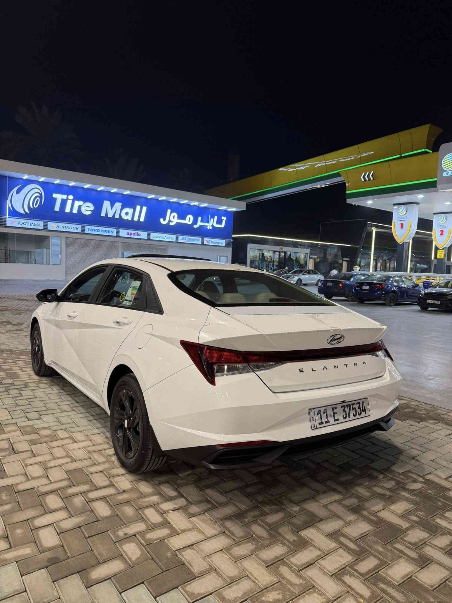 السلام عليكم النتره خصوصي خليجي زيرو كوري اصلي موديل ٢٠٢٣ السياره علا حطت الشركه بعدها زيرو ماشيه ٢ الفين فقط مدوشمه ارضيه كشنات السياره مواصفاتها سلايت تحكم ستيرن محور قياده ويلكب اربعه دسك السياره كفاله عامه بدون صبغ بدون تبديل داخل لونين الشراي يتصل السعر ١٨٢  بيها مجال بسيط مكانها بغداد ***********
