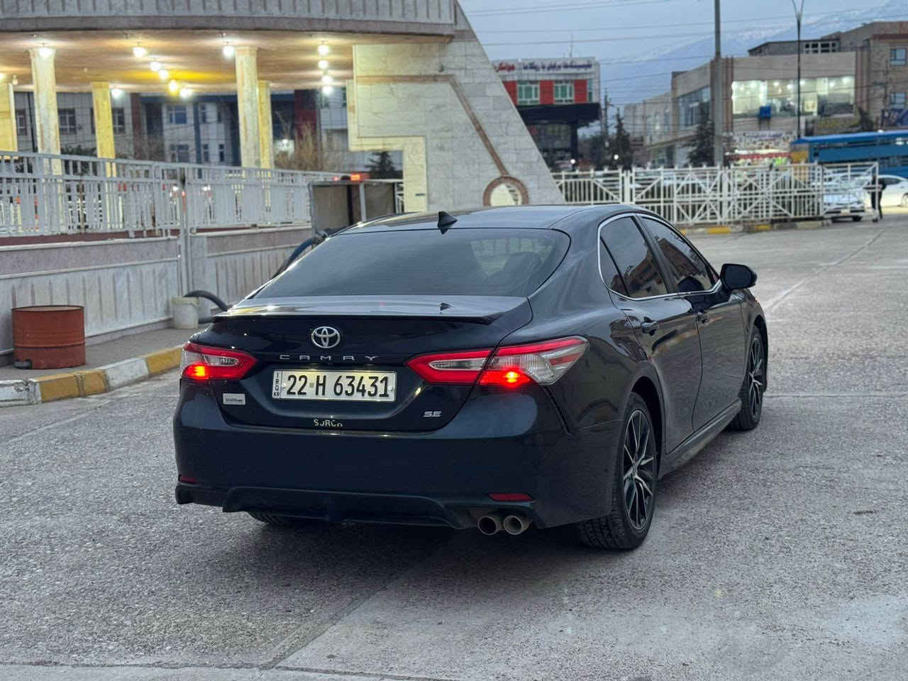 بو فروتن
تويوتا كامري موديل 2019
 مواصفات SE
 رادار پيش و پاش
 لايت زينو
 تحكم سترين
 كوشن جلد
 شاشة+كاميرا
 ويل كروم
 صبغ دوو پارجة
 سعر 160 
 كةمةك مجال
 عنوان عقرة
 *********** Singapore
