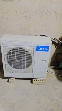 سبلت كنتوري ميديأ 3طن للبيع الستفسارعلى الخاص اونتصال على الرقم0770749...