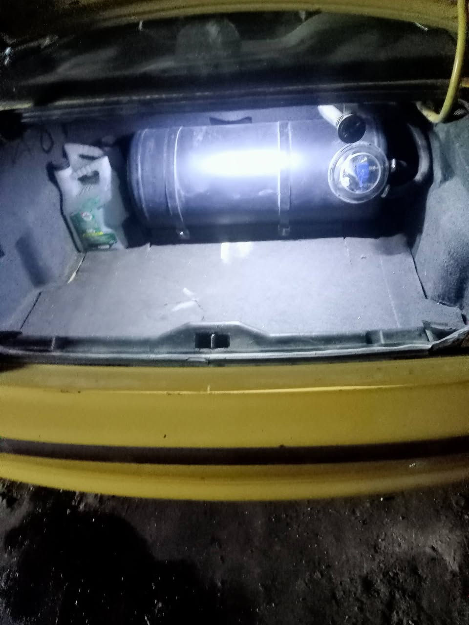 سلام عليكم سمند 2012 كير ومكينه فرنسي 2000 منظومة غاز شاشه وزنون تخم تاير دوشمه جديده سعر 39وبيها مجال عنواني العبيدي ***********
