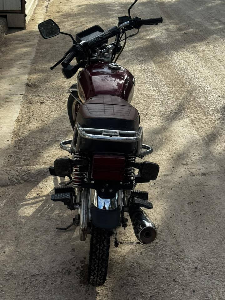 سونگ 23 
سعر 650 وبي مجال بسيط 
مكان -ديالى - خالص
***********
