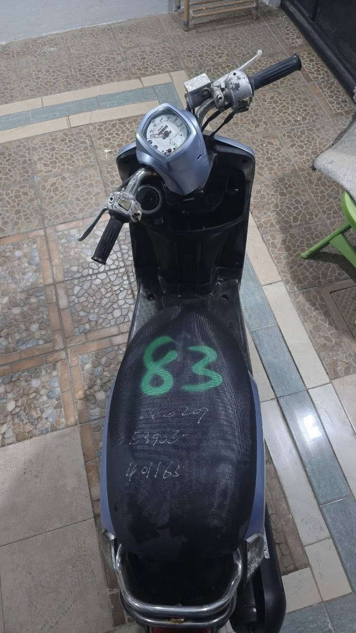 سلام عليكم اخوان للبيع دراجة ماكس بولسي – نظافة عالية 🔥
🔹 الحالة: نظيفة جدًا وقريبة من الجديدة
🔹 استعمال شخصي وخفيف
🔹 معتنى بيها عناية كاملة
🔹 ما بيها أي شي، كلشي شغال 100%
🔹 مشيها ناعم وثابتة، جاهزة تمشي فورًا
الدراجة مبينة من نظافتها، ما تحتاج أي تصليح.
📍 الموقع: [النجف الاشرف حي الجمعيه  ]
💰 السعر: 850,000 دينار
✔️ بيه مجال بسيط للجاد فقط
📞 التواصل خاص أو اتصال على الرقم ***********
