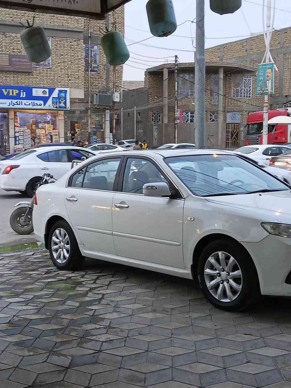 سلام عليكم كيه اوبتيما. موديل 2009
5 تكيات.  
5ويل كب 
فول مواصفات. شاشه. حساسات فتحه.  
مكينه وكير. كهربائيات. كفاله 
 كفاله عامه. من الفتح. والصبغ. 
  ناصريه. مركز 
 السعر. 122 وبيها مجال. 
 رقم ***********
