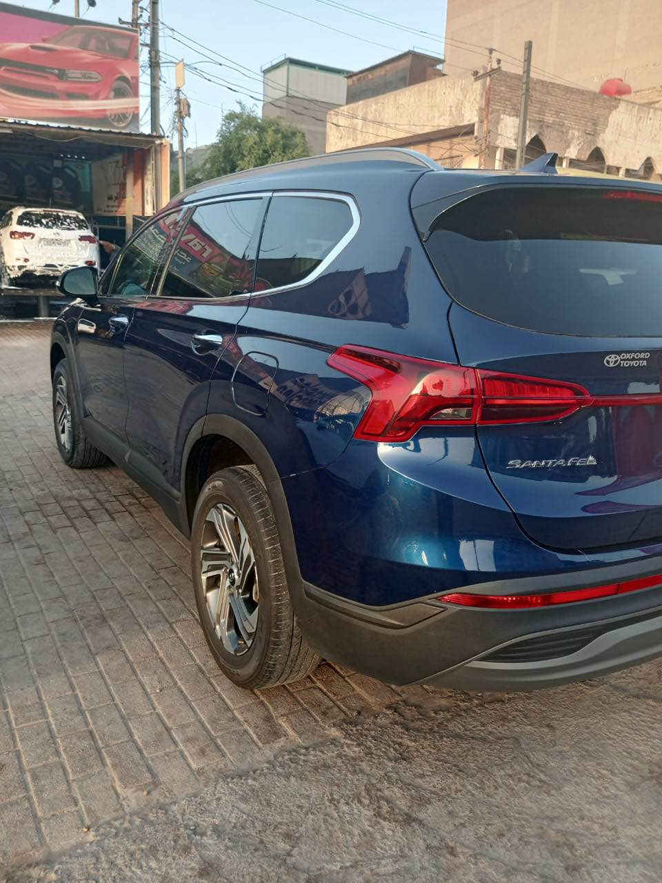 سنتافي

محرك 4 سلندر 2500

بصمة تشغيل _تشغيل عن بعد 

:جنطة كهرباء

تشغيل عن بعد

كير دكم

:كراسي امامي فول كهرباء 

:ابل كار بلي

رادار جانبي وتحذير عند فتح الابواب 

:لايت زنون _بك لايت لد 

سونر موجود بلصور

:ويل حجم٢٠

:نظام تحذير عن وجود حركة في المقاعد
جنطه كهرباء 

حساس اطارات 🛞

:شاشة كبيره GPS

:أنظمة قيادة  4 وضعيات

؛ اوتو هولد _سايد بريك كهرباء

: حساسات امامي + حساسات خلفي
العسر ٢٠٥ $ وبي مجال
السيارة جاهزه _ مرقمة 
مكان السيارة البياع 
*********** بغداد, العراق
