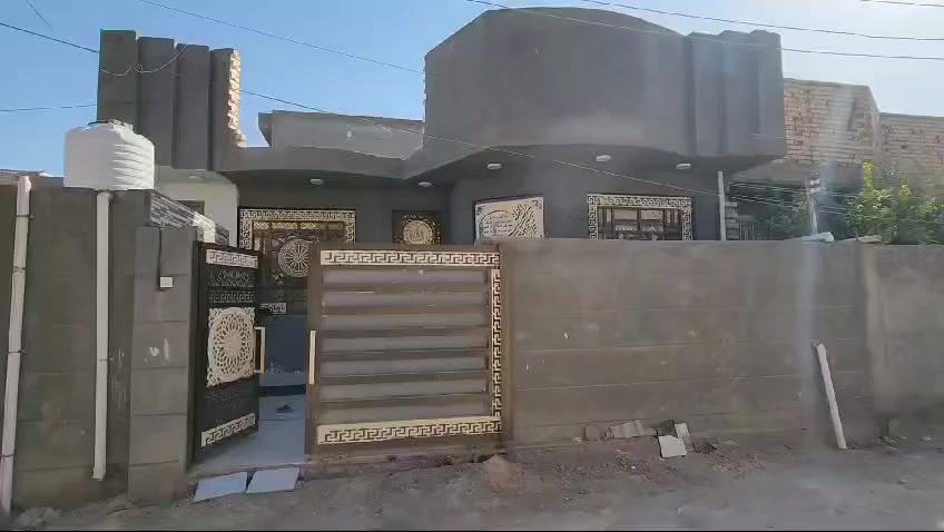 🏠 / دار للبيع مساحه ٢٠٠م طابو زراعي سند ٢٥ تحويل مباشر 

يبعد عن الشارع العام ٧٠ متر 

واجهة ١٠
نزال ٢٠

🧱/ البناء حديث / يحتوي على . مطبخ ٥*٤  .هول ٤*٨  . استقبال ٧*٤ . غرفتين ٥*٤ . صحيات داخلية وخارجية 

الموقع 🌏 - منطقة الامام سيد موسى ع /مجاور مدرسة مالك الاشتر الابتدائية 
 

للأستفسار اكثر الاتصال على الأرقام التالية 

***********//***********
