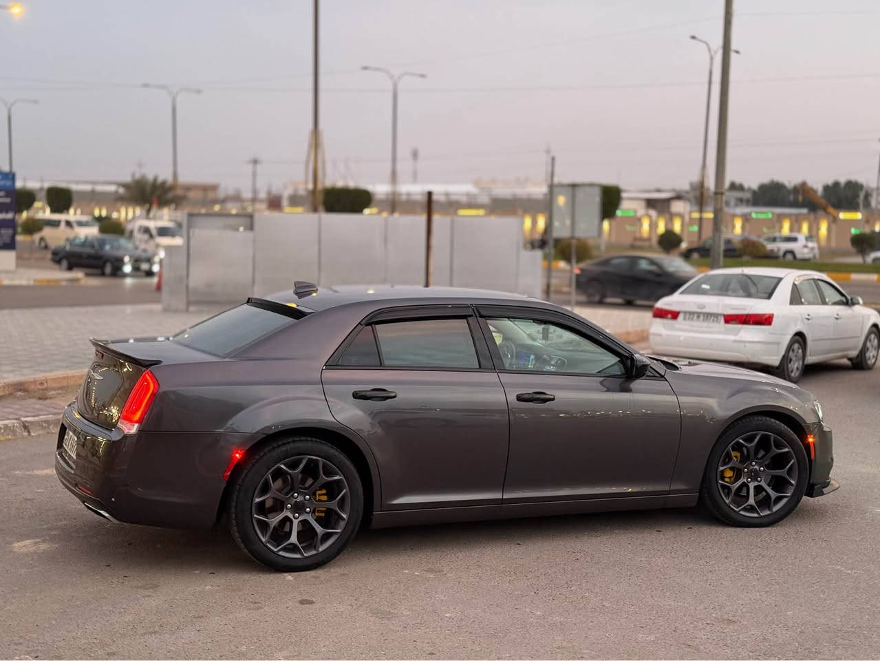 CHRYSLER 300 LIMITED
موديل 2019
مكينة: V6
نظام الدفع: تو ويل 

وارد امريكي جاملغ الخلفي صبغ والباب مبدل بلادي
بدون دواخل بدون ايرباكات حادثها خفيف ✅

السيارة مواصفاتها معروفة لميتد فول بدون فتحة فقط

سيارة جديدة جاهزة بدون مصرف سيرفس وصيانة وحدادية ودهن وتايرات و ويل كلها جديد متصرف عليها اي شي

رقم اربيل تحويل مباشر
للاستفسار *********** Singapore
