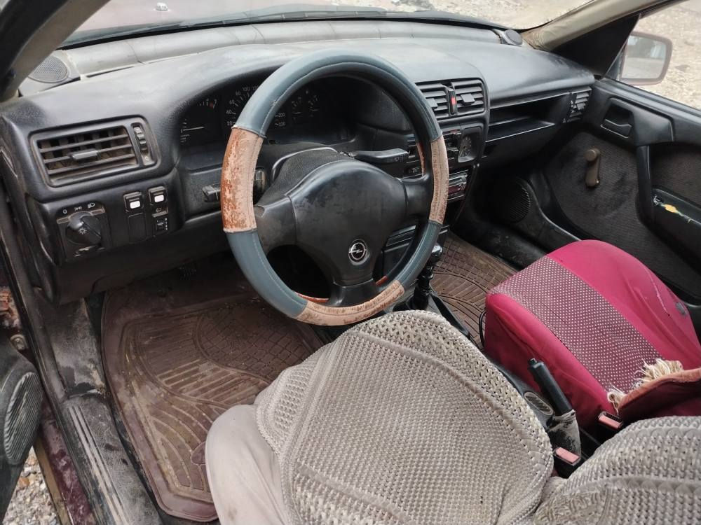 مۆدیل 90تە مە گینە 20تە مە گینە وگیری ئڤرۆی بە شە رت یە یارە کە یە ك دی ناری مە سرە ڤ نیە سە یارە کە نە دەعم نە خایس نە بۆیاخ هیجی نیە بە س کاڵ بویتە وە سە نە وی تازە بە سە رجوە ژینکە ی پیشتری دراوە سلایتە قفڵ مە رکە زی ئە ی بیئس  کارە بای هه موئیش دە کات زۆرپاکە سە عری 33کە ڵاوکە میک ماعمە لە شوین کۆیە فای بە رواساپ رە قە می کۆرە ک ***********  *********** كويسينجاك, أربيل
