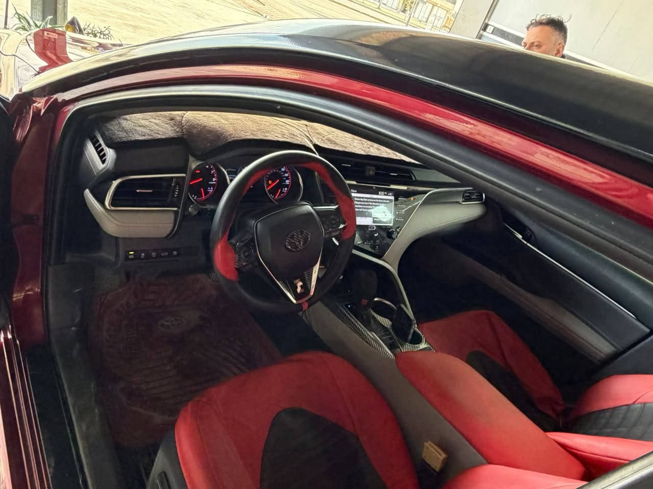 السلام عليكم
اخوان 
كامري 
فئه xse
مواصفات
بصمه
بنورما
اربع كامرات
هيترات كشنات
كشنات كهرباء
ردارات
توقف ذاتي
نظام درايف مود
حادث جوملغ مبدل نفس لون ربع بنيد صبغ
ماشيه 70 مايل
الأنبار فلوجه ***********
