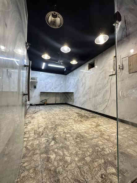 للايجار بسعر مناسب …… محل تجاري في الاعظمية شارع المطاعم مجاور مطعم ناجي نعوش الواجهه 3 متر والنزال 6 متر  للاستفسار الاتصال بالرقم التالي ***********

***********
