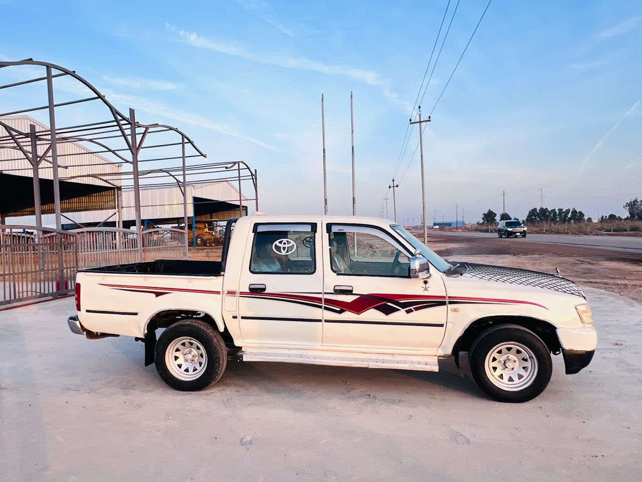 للبيع دير موديل 2006 رقم بغداد الماني تحويل ثاني يوم سياره محرك لا تبخير ولا تنقيص وكير خير من الله تايرات جدد وباتري جديد بيه رشات صبغ قليله شاصي مكفول كهربائيات كله شغاله سياره مال جناي حلوه ومرتبه سعرها (35) وبيه مجال 
مكاني واسط الزبيديه باقي الاستفسار عل رقم ***********/***********
