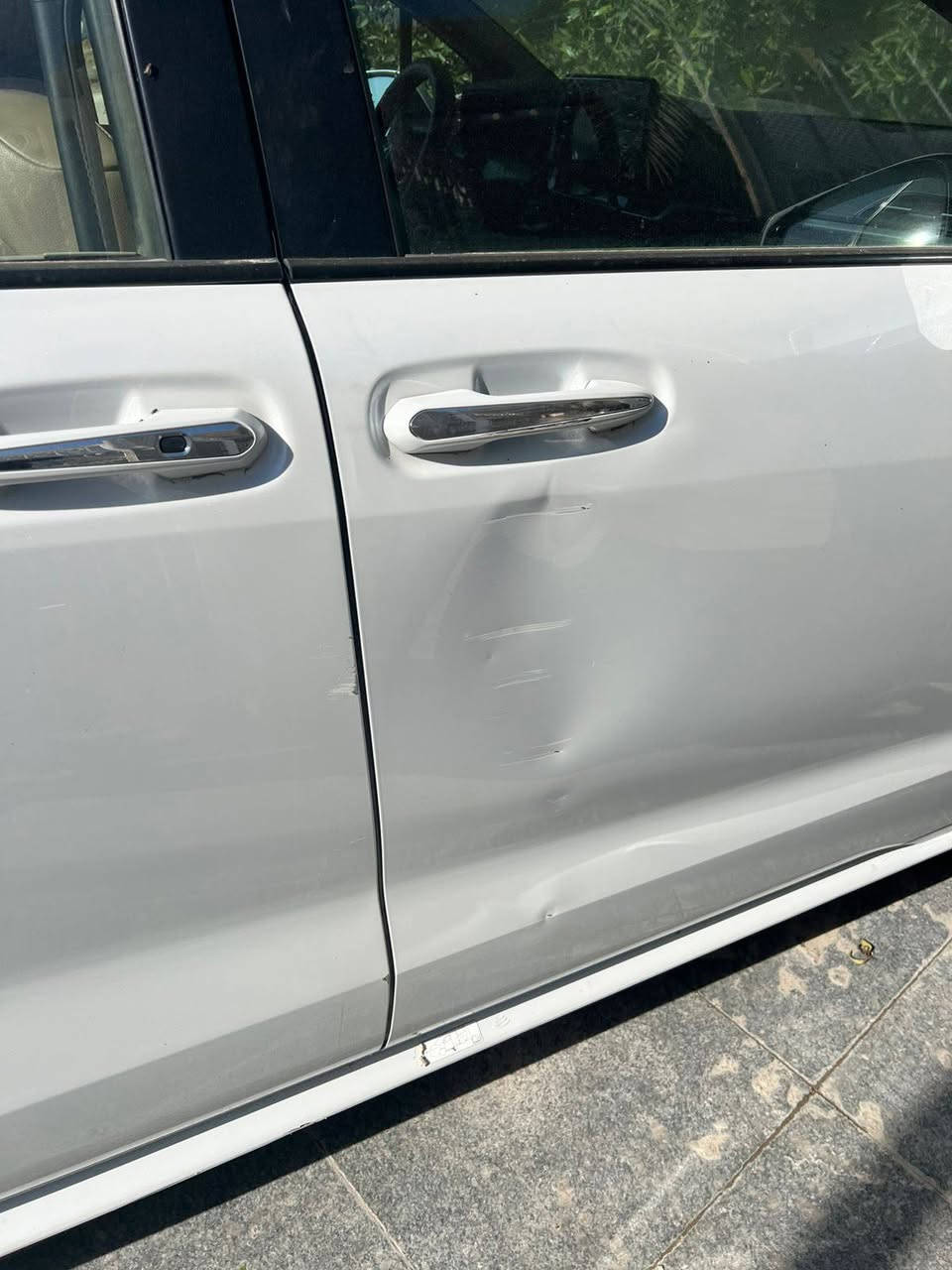 السلام عليكم
سينا موديل ٢٢ جاملغ امامي صبغ وبنيد بارد السعر ٢٧٥ ورقة هاتف ***********
