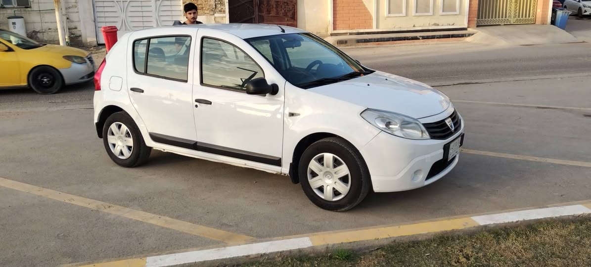 كير ومحرك مكفول
صدر امامي خلفي نظيف
داخل جديد مثل ماموضح بالصور
صبغ هلال خلفي يسرة وكم رشة باليمين
ويل حجم 15
جاهزة من كلشي عدا التبريد
مشروع وطني
موجودة ابغداد
تحويل مباشر وتغيير لوحات
ببيع او مراوس حسب القناعه
سيارة ماشاء لله صاروخ
وبالعافية عالياخذهه
السعر عالخاص رجاء بدون زعل ولا انتقادات
وات ساب ***********
