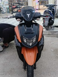 للبيع ZR22 سعر 1750 07839441272. .  نسختين سويج  ستاند كهربائي  مكاتبة...
