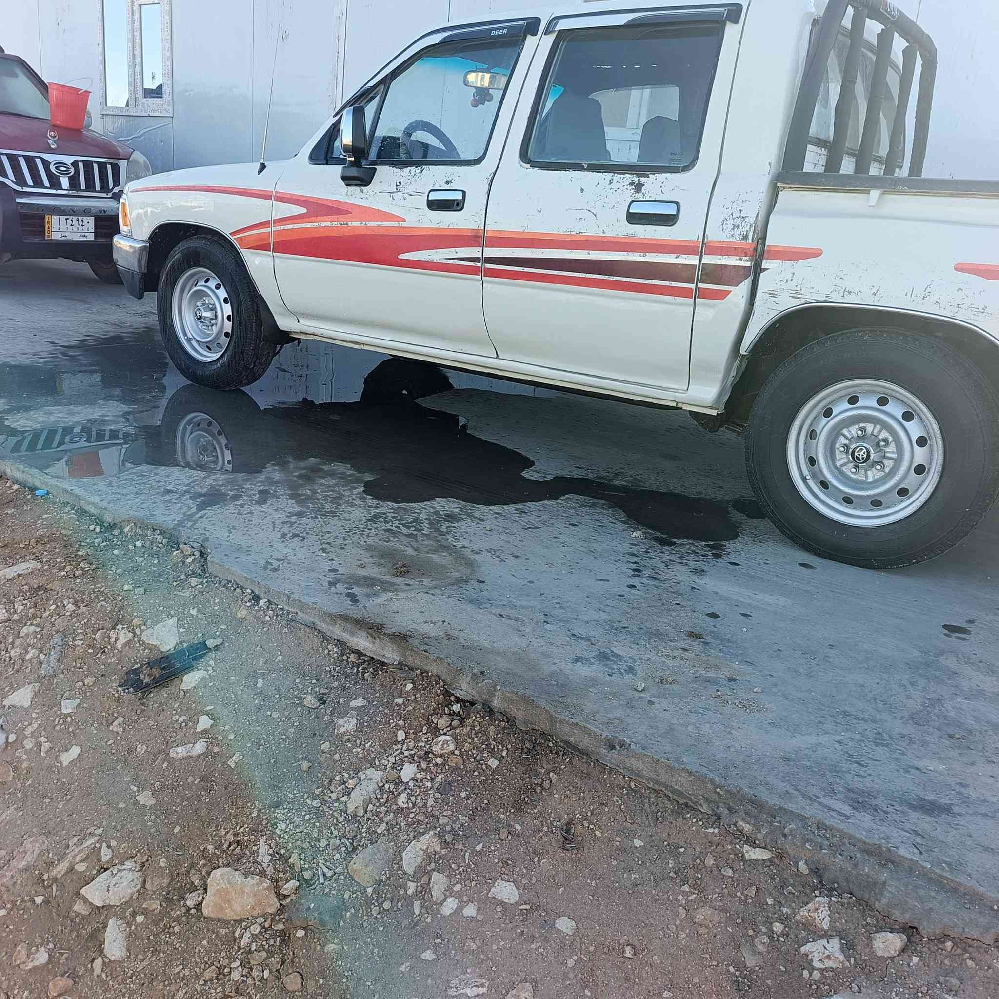 السلام عليكم سياره  بيكم تيوته مديل 92 رقم مثنى سنويه جديده ل27 مكفوله كفالة عامه من عدا رشات صبغ جماليه محرك كرو سيده مامفتوح كير حداديه تخم تاير واكسن وشاصي مكفولات كفالة عامه السعر 55 وبيها مجال بسيط العنوان السماوه الرقم الهاتف ***********
